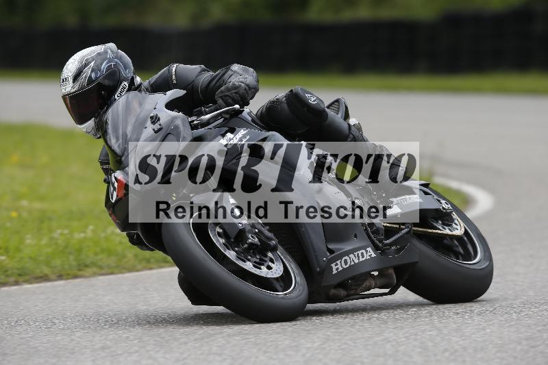 /Archiv-2024/26 31.05.2024 TZ Motorsport Training ADR/Gruppe rot/4